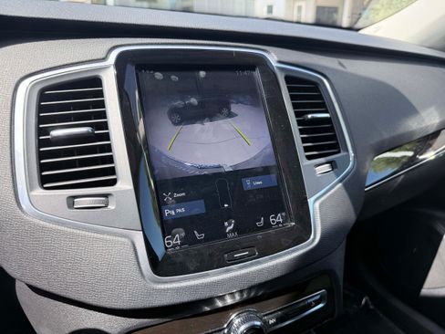 Used 2019 Volvo XC90 T6 Momentum w/ Protection Package Premier AWD/4WD image 22