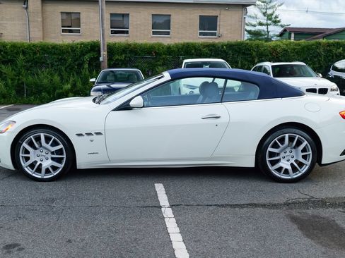Used 2012 Maserati GranTurismo Convertible RWD image 4