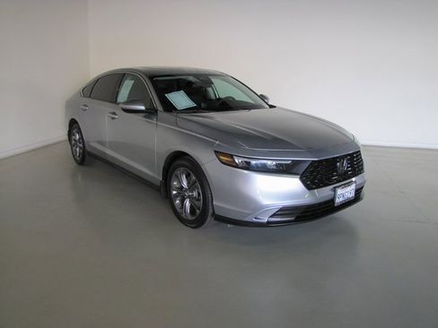 Certified 2024 Honda Accord EX image 3