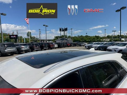 Certified 2023 Cadillac XT5 Premium Luxury w/ Technology Package AWD/4WD image 7