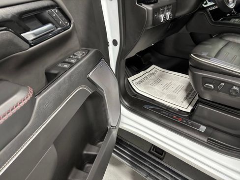 Used 2026 GMC Sierra 2500 AT4X AWD/4WD image 9