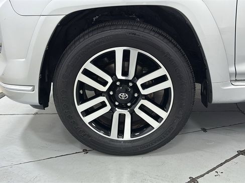 Used 2017 Toyota 4Runner Limited image 24