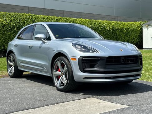 New 2026 Porsche Macan GTS AWD/4WD image 10
