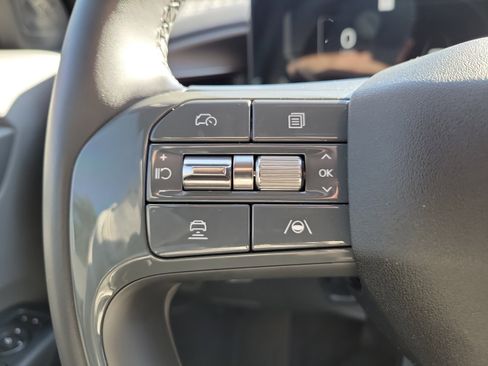 Certified 2026 Kia EV9 Light image 29