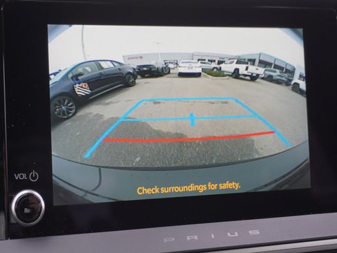 Used 2024 Toyota Prius LE image 25