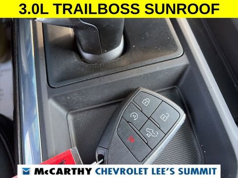 Used 2022 Chevrolet Silverado 1500 LT Trail Boss w/ LT Trail Boss Premium Package image 30