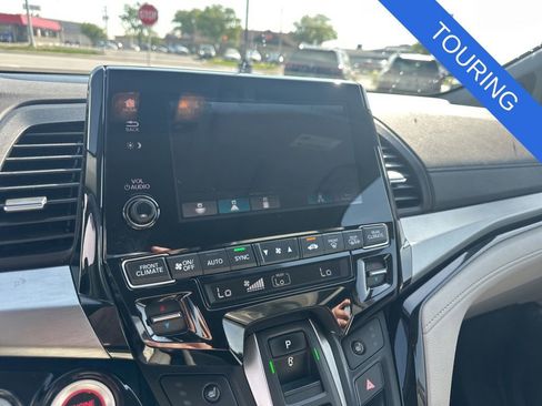 Used 2023 Honda Odyssey Touring image 16