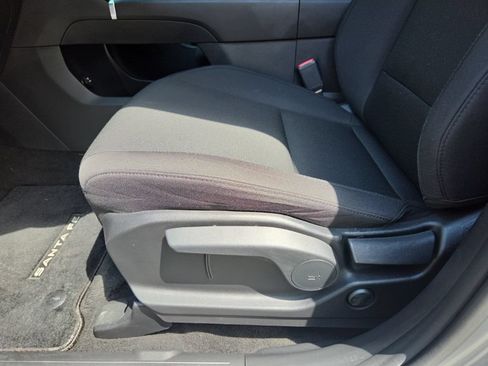 Used 2024 Hyundai Santa Fe SE AWD/4WD image 19