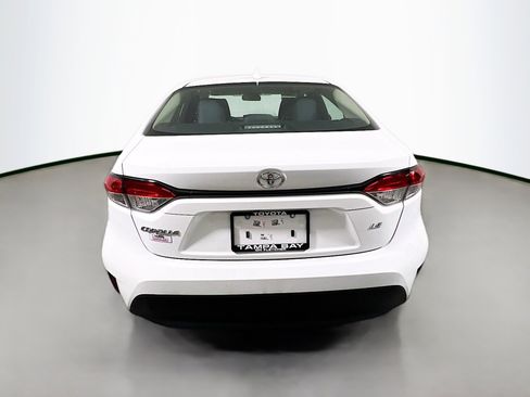 Used 2024 Toyota Corolla LE image 6