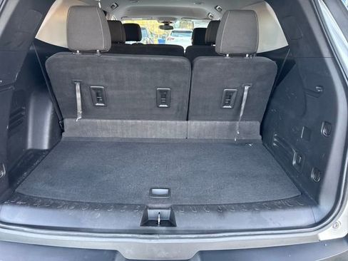 Certified 2021 Chevrolet Traverse LS image 22