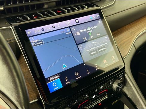 Used 2023 Jeep Grand Cherokee L Summit w/ Rear Seat Video Group I AWD/4WD image 15