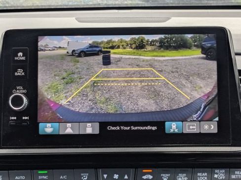 Used 2025 Honda Odyssey Touring image 30