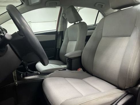 Used 2014 Toyota Corolla LE FWD image 18