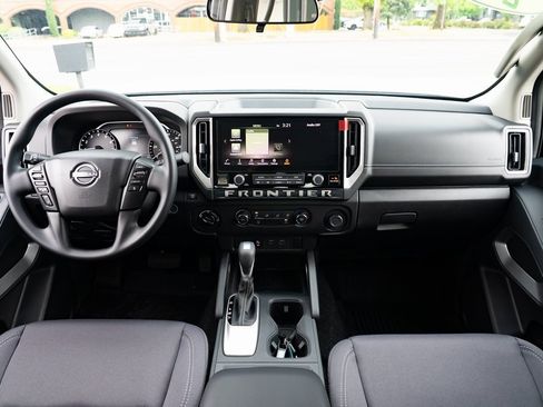 New 2025 Nissan Frontier SV image 8