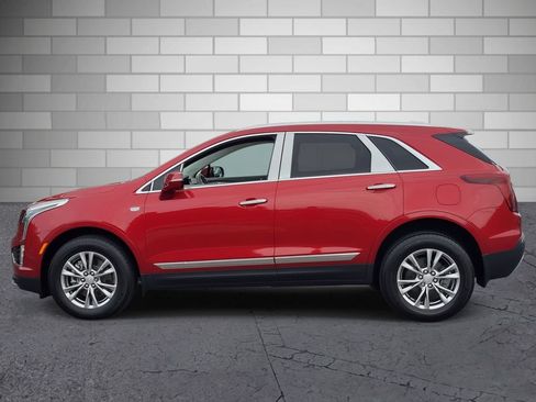 Certified 2022 Cadillac XT5 Premium Luxury w/ LPO, Premium Carpet Package FWD image 2