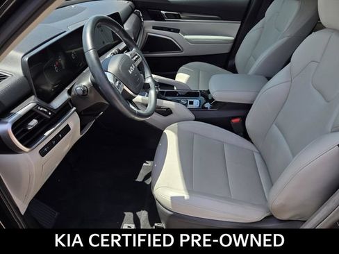 Certified 2024 Kia Telluride S FWD image 20