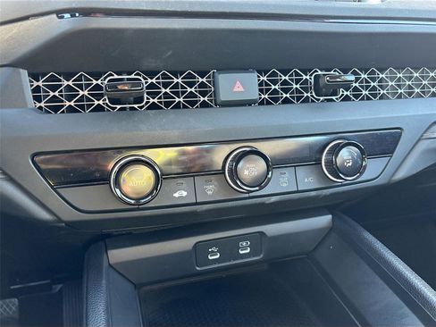 Certified 2024 Honda Accord LX image 17