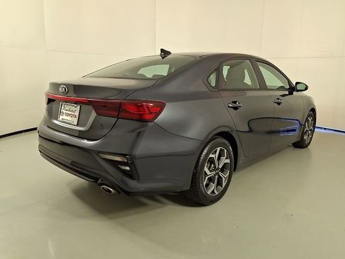 Used 2021 Kia Forte LXS image 6