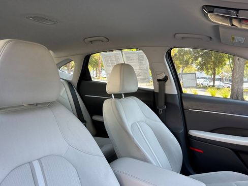 Used 2023 Hyundai Sonata SEL image 18