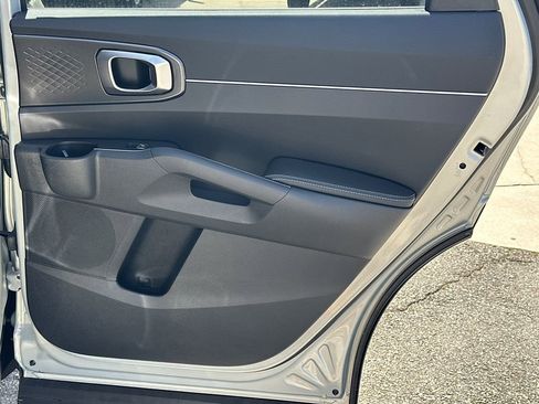New 2026 Kia Sorento LX FWD image 16