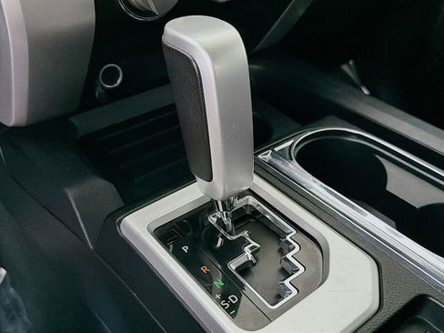 Used 2019 Toyota Tundra SR5 image 17