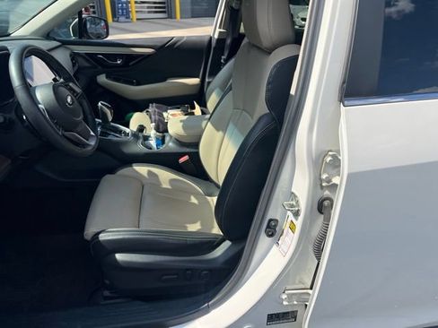 Used 2020 Subaru Outback Limited w/ Tech Package 2 AWD/4WD image 5
