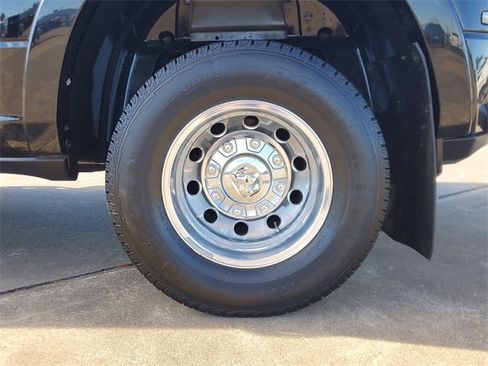 Used 2022 RAM 3500 Laramie image 8