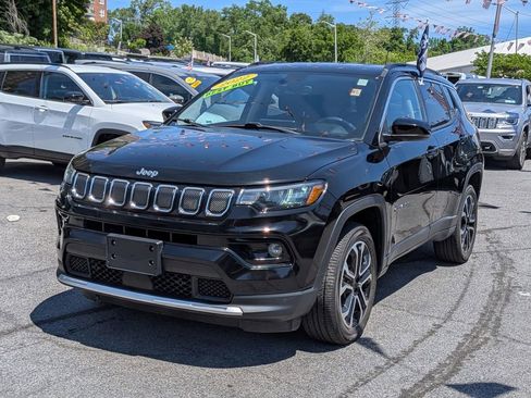Used 2022 Jeep Compass Limited AWD/4WD image 2