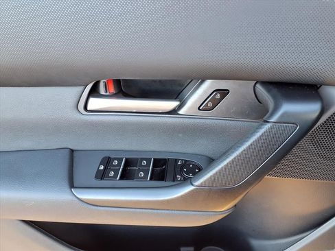 Used 2025 MAZDA CX-50 AWD 2.5 S w/ Preferred Package image 16