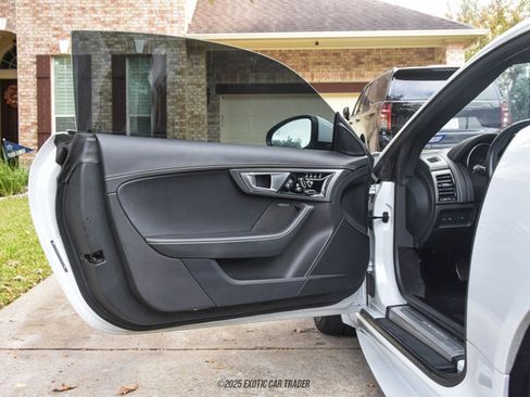 Used 2017 Jaguar F-TYPE S British Design Edition image 22