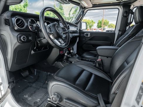 Used 2021 Jeep Wrangler Unlimited Rubicon w/ Trailer Tow Package AWD/4WD image 17