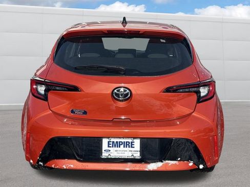Used 2023 Toyota Corolla SE image 4