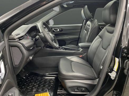 New 2026 Jeep Compass Latitude w/ Quick Order Package 29K image 4