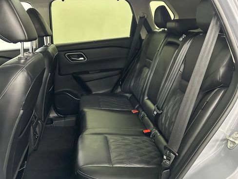Used 2024 Nissan Rogue Platinum w/ Platinum Premium Package AWD/4WD image 28