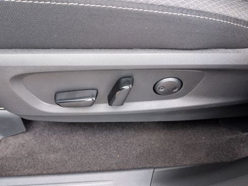 New 2026 Nissan Pathfinder SV FWD image 21