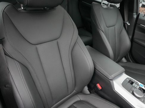 Used 2023 BMW i4 eDrive35 w/ Premium Package RWD image 8