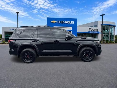 Used 2025 Toyota Sequoia TRD Pro AWD/4WD image 8