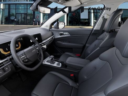 New 2026 Kia Sportage EX w/ EX Panorama Roof Package FWD image 17