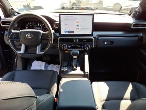 Used 2025 Toyota 4Runner Limited AWD/4WD image 6
