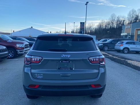 Certified 2023 Jeep Compass Sport image 3