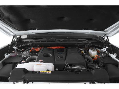 Certified 2025 Toyota Sequoia Platinum w/ TRD Off-Road Package AWD/4WD image 12