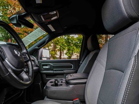 Used 2024 RAM 2500 Big Horn image 9