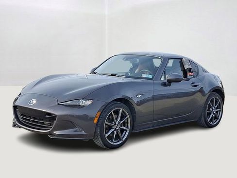 Used 2017 MAZDA MX-5 Miata RF Grand Touring image 3