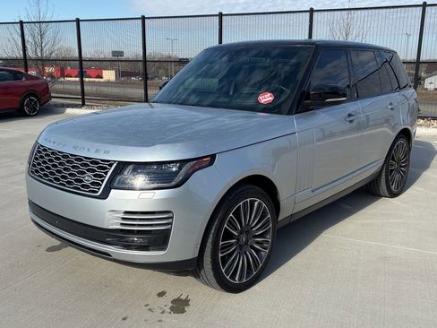 Used 2018 Land Rover Range Rover HSE image 2
