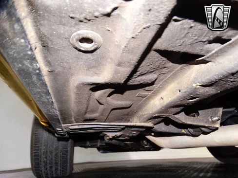 Used 1993 Ford Mustang LX image 12