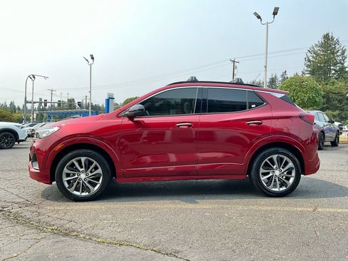 Used 2020 Buick Encore GX Essence w/ Experience Buick Package AWD/4WD image 4