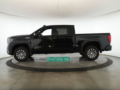 Used 2023 GMC Sierra 1500 AT4 w/ AT4 Preferred Package image 9