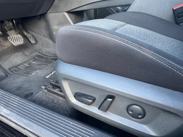 Used 2026 Nissan Rogue SV FWD image 21