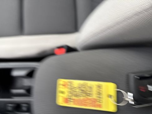 Used 2024 Toyota Corolla LE image 29