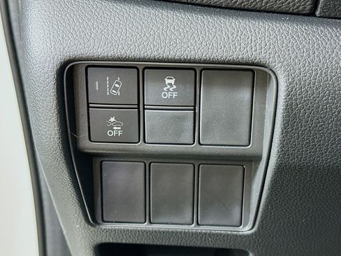 Used 2017 Honda CR-V EX image 17